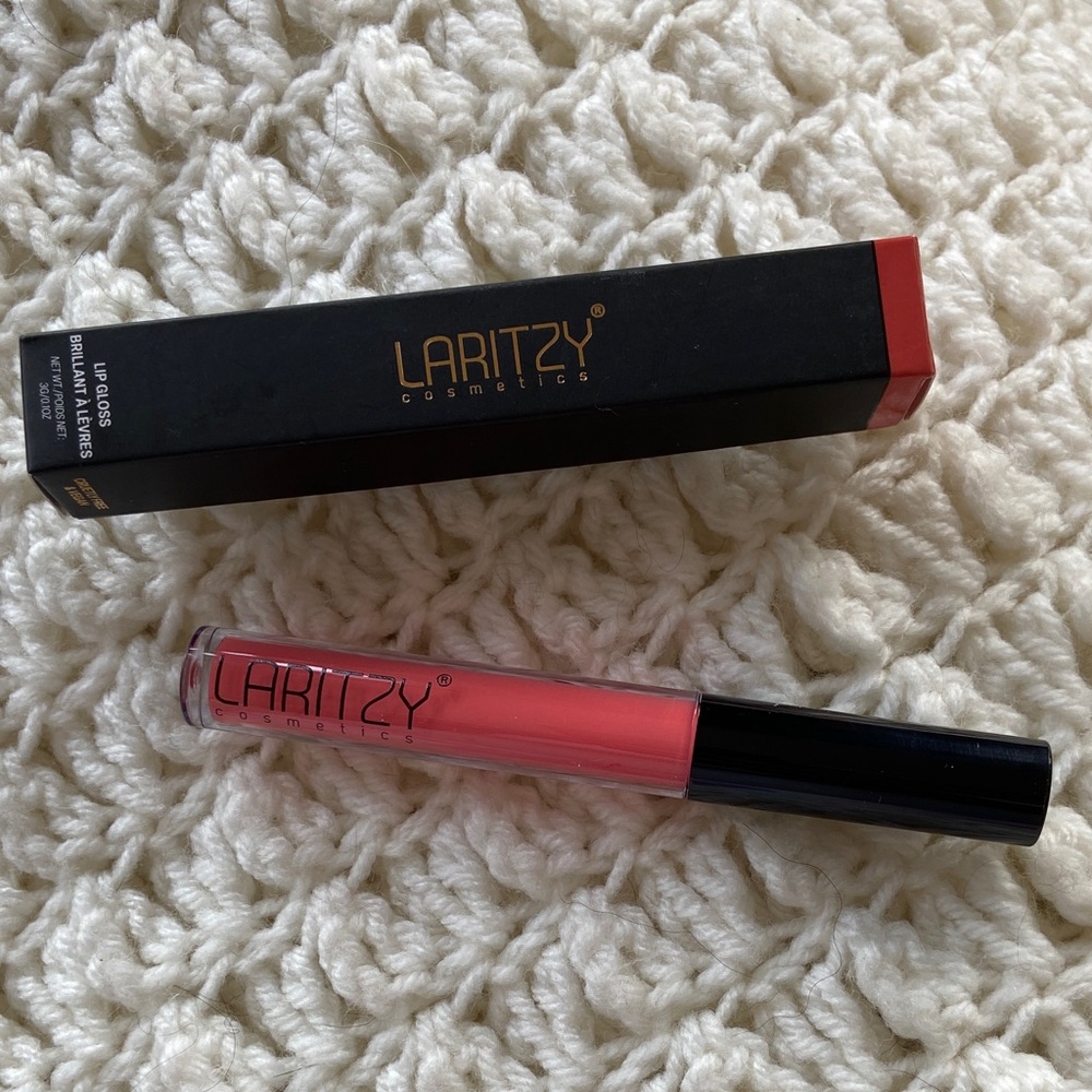 🆕 Laritzy Cosmetics Lip Gloss in Crave